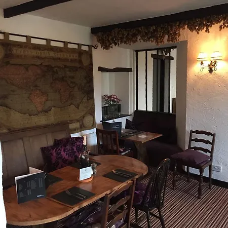 The Crown Country Mini-hôtel